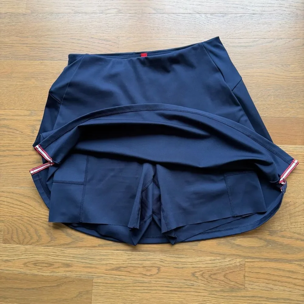 Wilson Play On Skirt Classic Navy Tennis Athletic Lined Ball Short size Small